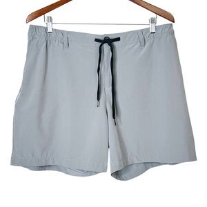 Chubbies Everywear Performance 6 Inch Shorts Size XXL Mens Gray Stretch Athletic